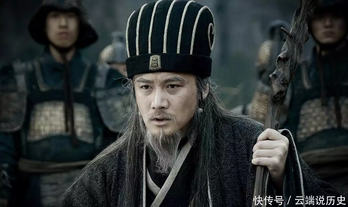 诸葛亮穿越现代参加高考，各科目表现究竟如何？