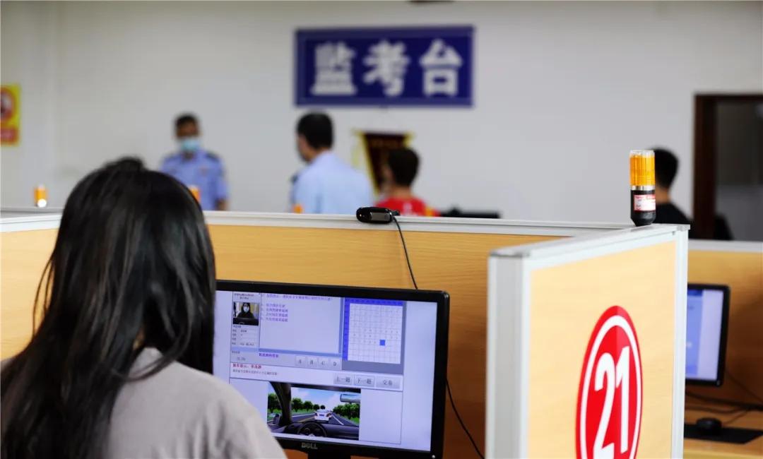 年底司机违章高发,一次性记满12分和累计违章情况全解析