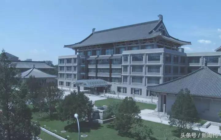 大学好图书馆是啥样？北大图书馆凭啥成一塔湖图胜景之一？