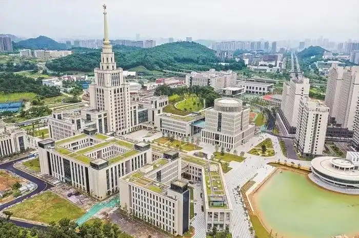 深圳北理莫斯科大学学费贵吗？与其他学校对比性价比如何？