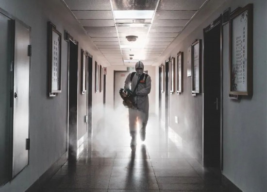 吉林疫情严峻,消防救援队伍奋战抗疫一线守护群众安全