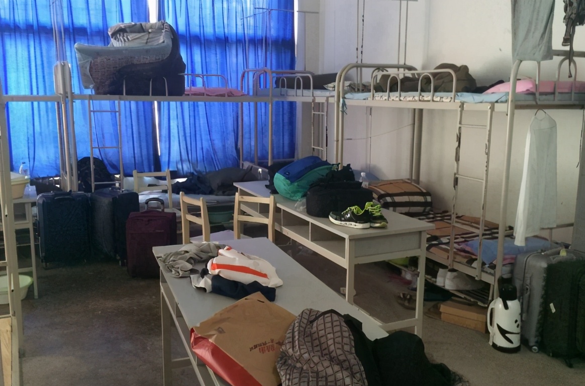 大学宿舍分5大等级,豪华套间堪比偶像剧,快来看看你住哪级?